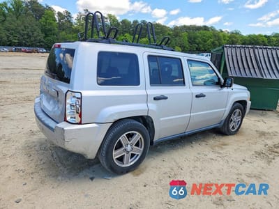 Trzecie zdjęcie samochodu z tyłu: 2007 JEEP PATRIOT SPORT VIN:1J8FF28W77D364974 - miniatura
