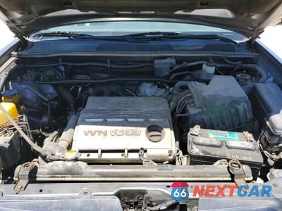 Zdjęcie 11 z 12 samochodu: 2004 TOYOTA HIGHLANDER BASE VIN:JTEGP21A640021949 - miniatura