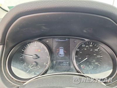 Zdjęcie 9 z 13 samochodu: 2018 NISSAN ROGUE SPORT SV VIN:JN1BJ1CR6JW205202 - miniatura