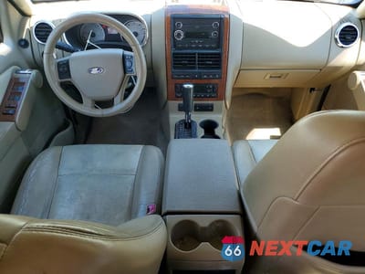 Zdjęcie 8 z 13 samochodu: 2008 FORD EXPLORER EDDIE BAUER VIN:1FMEU74E98UA89947 - miniatura