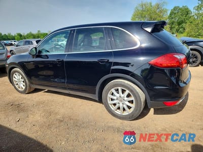 Drugie zdjęcie samochodu z przodu: 2013 PORSCHE CAYENNE VIN:WP1AA2A24DLA01930 - miniatura