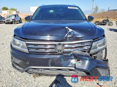 Piąte zdjęcie samochodu w środku: 2019 VOLKSWAGEN TIGUAN SE VIN:3VV3B7AX5KM061373 - miniatura
