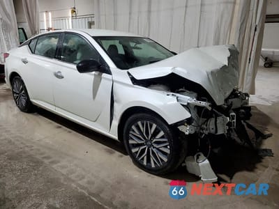 Czwarte zdjęcie samochodu z boku: 2025 NISSAN ALTIMA VIN:1N4BL4DV8SN301060 - miniatura