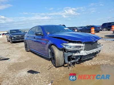 Czwarte zdjęcie samochodu z boku: 2020 BMW M5 BASE VIN:WBSJF0C0XLCE48324 - miniatura