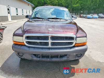 Piąte zdjęcie samochodu w środku: 2004 DODGE DAKOTA SXT VIN:1D7FL16K94S593339 - miniatura