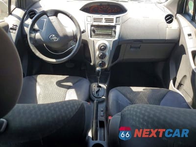 Zdjęcie 8 z 12 samochodu: 2008 TOYOTA YARIS S VIN:JTDJT923785214599 - miniatura
