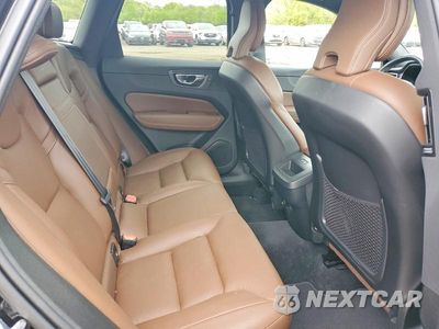 Zdjęcie 11 z 13 samochodu: 2021 VOLVO XC60 T5 MOMENTUM VIN:YV4102RK6M1845744 - miniatura