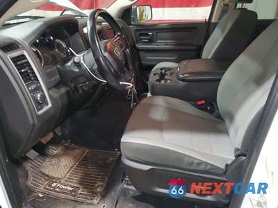 Zdjęcie 7 z 12 samochodu: 2023 RAM 1500 CLASSIC TRADESMAN VIN:3C6RR7KG9PG662589 - miniatura