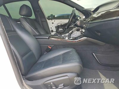Zdjęcie 7 z 13 samochodu: 2016 BMW 535 I VIN:WBA5B1C54GG134389 - miniatura