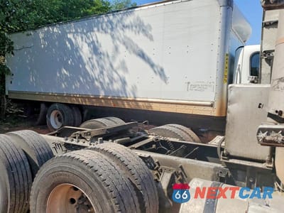 Zdjęcie 6 z 10 samochodu: 2007 VOLVO VNL SEMI TRUCK VIN:4V4NC9TG47N440704 - miniatura
