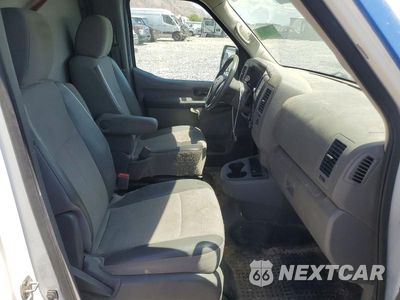 Piąte zdjęcie samochodu w środku: 2021 NISSAN NV 2500 HD VIN:1N6BF0LY5MN811016 - miniatura
