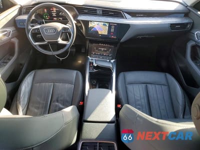 Zdjęcie 8 z 14 samochodu: 2021 AUDI E-TRON SPORTBACK PREMIUM VIN:WA11AAGE0MB012341 - miniatura
