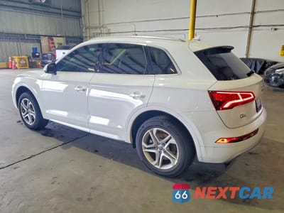 Drugie zdjęcie samochodu z przodu: 2019 AUDI Q5 PREMIUM VIN:WA1ANAFY3K2039014 - miniatura