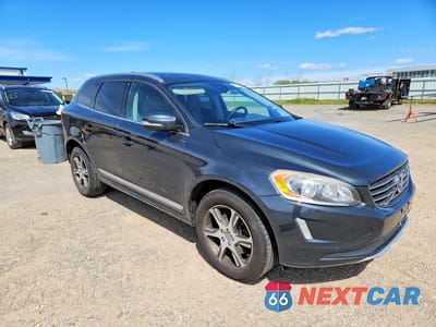 Czwarte zdjęcie samochodu z boku: 2015 VOLVO XC60 T6 PREMIER VIN:YV4902RK9F2716560 - miniatura