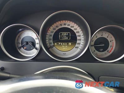 Zdjęcie 9 z 12 samochodu: 2012 MERCEDES-BENZ C 300 4MATIC VIN:WDDGF8BB8CR193157 - miniatura