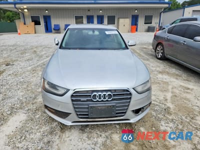 Piąte zdjęcie samochodu w środku: 2013 AUDI A4 PREMIUM VIN:WAUBFAFL1DA162019 - miniatura