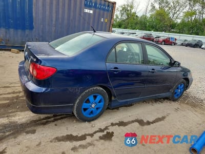 Trzecie zdjęcie samochodu z tyłu: 2007 TOYOTA COROLLA S VIN:1NXBR32E97Z919423 - miniatura