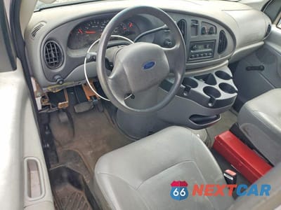 Zdjęcie 8 z 12 samochodu: 2007 FORD E250 DELIVERY VAN VIN:1FTNE24W17DB26694 - miniatura