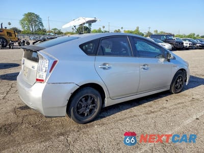 Trzecie zdjęcie samochodu z tyłu: 2010 TOYOTA PRIUS III VIN:JTDKN3DU0A1018311 - miniatura