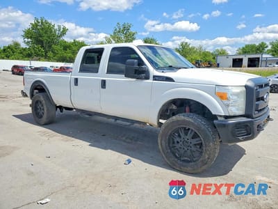 Czwarte zdjęcie samochodu z boku: 2015 FORD F350 SUPER DUTY VIN:1FT8W3BT8FEA18400 - miniatura