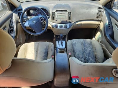 Zdjęcie 8 z 13 samochodu: 2010 HYUNDAI ELANTRA GLS VIN:KMHDU4AD5AU184372 - miniatura