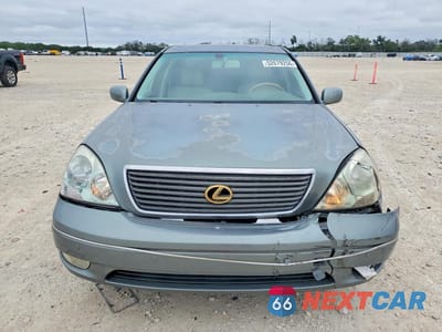 Piąte zdjęcie samochodu w środku: 2003 LEXUS LS 430 VIN:JTHBN30F630107041 - miniatura