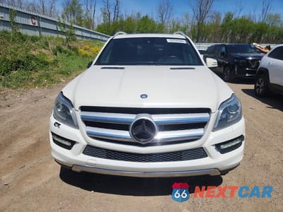 Piąte zdjęcie samochodu w środku: 2013 MERCEDES-BENZ GL 450 4MATIC VIN:4JGDF7CE2DA262923 - miniatura