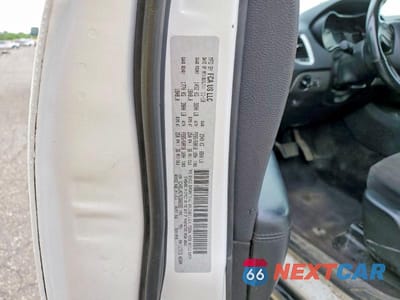 Zdjęcie 13 z 13 samochodu: 2019 DODGE DURANGO SXT VIN:1C4RDJAG7KC606555 - miniatura