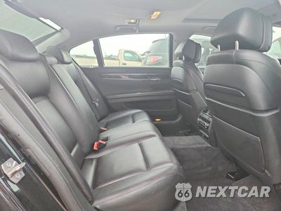 Zdjęcie 10 z 13 samochodu: 2013 BMW 750 LXI VIN:WBAYF8C50DDE59292 - miniatura
