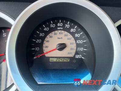 Zdjęcie 8 z 14 samochodu: 2011 TOYOTA TACOMA DOUBLE CAB VIN:3TMLU4EN8BM060850 - miniatura