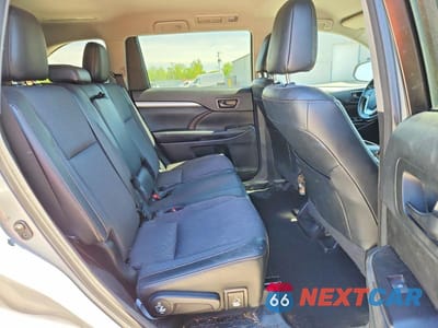 Zdjęcie 11 z 13 samochodu: 2017 TOYOTA HIGHLANDER LE PLUS VIN:5TDBZRFH7HS381385 - miniatura