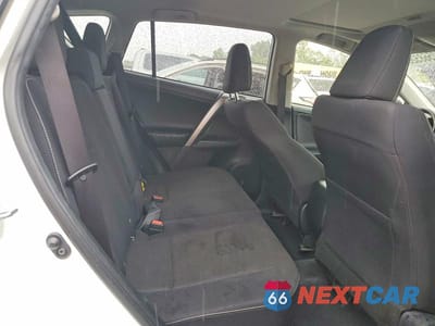 Zdjęcie 11 z 13 samochodu: 2018 TOYOTA RAV4 XLE VIN:JTMRFREV8JJ244845 - miniatura