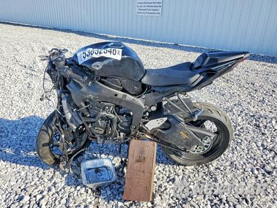 Trzecie zdjęcie samochodu z tyłu: 2026 KAWASAKI ZX636 K VIN:JKBZXJK13TA014624 - miniatura