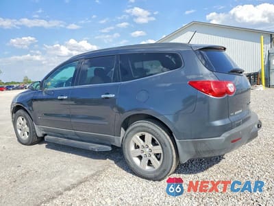 Drugie zdjęcie samochodu z przodu: 2010 CHEVROLET TRAVERSE LT VIN:1GNLVGED2AS132953 - miniatura