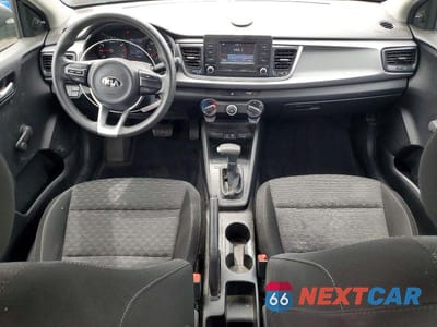 Zdjęcie 8 z 12 samochodu: 2018 KIA RIO LX VIN:3KPA24AB9JE058946 - miniatura
