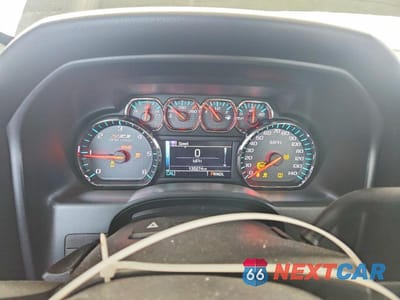 Zdjęcie 9 z 12 samochodu: 2017 CHEVROLET SILVERADO K1500 LT VIN:3GCUKREC6HG420016 - miniatura