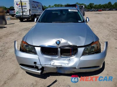 Piąte zdjęcie samochodu w środku: 2006 BMW 325 I VIN:WBAVB13526PT14808 - miniatura