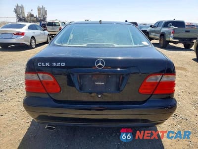 Zdjęcie 6 z 12 samochodu: 2001 MERCEDES-BENZ CLK 320 VIN:WDBLJ65G01F185201 - miniatura
