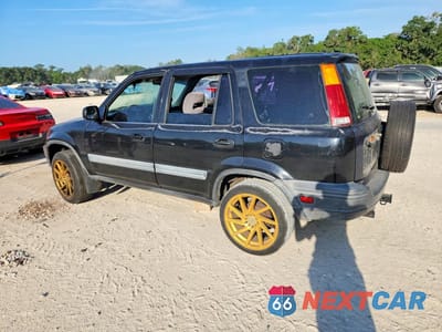 Drugie zdjęcie samochodu z przodu: 1998 HONDA CR-V LX VIN:JHLRD2843WC002608 - miniatura