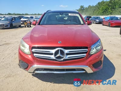 Piąte zdjęcie samochodu w środku: 2018 MERCEDES-BENZ GLC 300 VIN:WDC0G4JB8JV077314 - miniatura