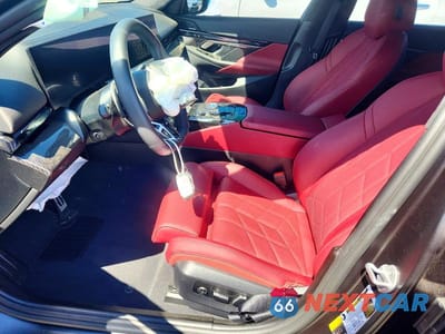 Zdjęcie 7 z 12 samochodu: 2026 BMW 550 XE VIN:WBA13FK09TCV38532 - miniatura