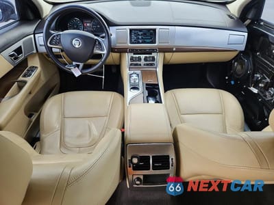 Zdjęcie 8 z 13 samochodu: 2013 JAGUAR XF VIN:SAJWA0E78D8S88422 - miniatura
