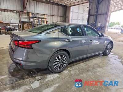 Trzecie zdjęcie samochodu z tyłu: 2023 NISSAN ALTIMA SV VIN:1N4BL4DV9PN311068 - miniatura