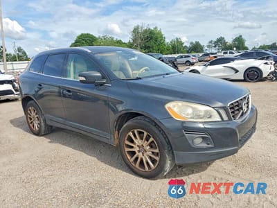 Czwarte zdjęcie samochodu z boku: 2010 VOLVO XC60 T6 VIN:YV4992DZ0A2125276 - miniatura