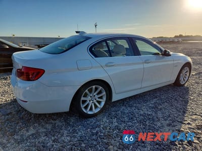 Trzecie zdjęcie samochodu z tyłu: 2015 BMW 535 D XDRIVE VIN:WBAFV3C54FD687115 - miniatura