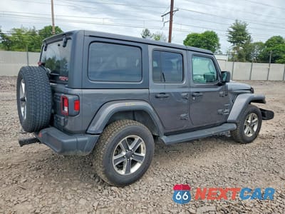 Trzecie zdjęcie samochodu z tyłu: 2022 JEEP WRANGLER UNLIMITED SAHARA VIN:1C4HJXEN6NW208952 - miniatura
