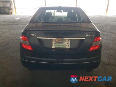 Zdjęcie 6 z 12 samochodu: 2008 MERCEDES-BENZ C 300 4MATIC VIN:WDDGF81X38F094249 - miniatura