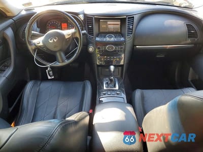 Zdjęcie 8 z 13 samochodu: 2010 INFINITI FX35 BASE VIN:JN8AS1MW2AM852402 - miniatura
