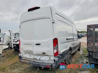 Trzecie zdjęcie samochodu z tyłu: 2024 FORD TRANSIT 250 DELIVERY VAN VIN:1FTBR3X84RKB80290 - miniatura