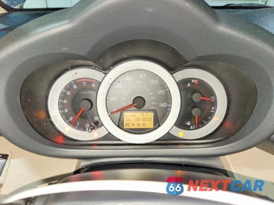 Zdjęcie 9 z 13 samochodu: 2007 TOYOTA RAV4 LIMITED VIN:JTMBK31V475016424 - miniatura